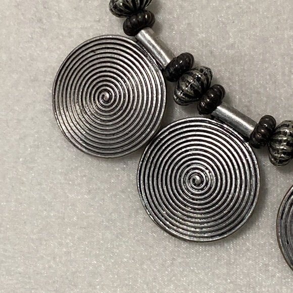 ❌SOLD❌🎁Edgy Rebel Rockstar Silver Bohemian Goth Spiral Swirl Tribal Necklace - Picture 6 of 12